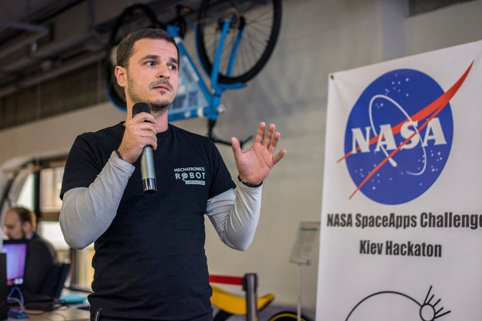 «Світу потрібні нові ідеї!» - Хакатон  NASA SpaceApps Chellenge 2016